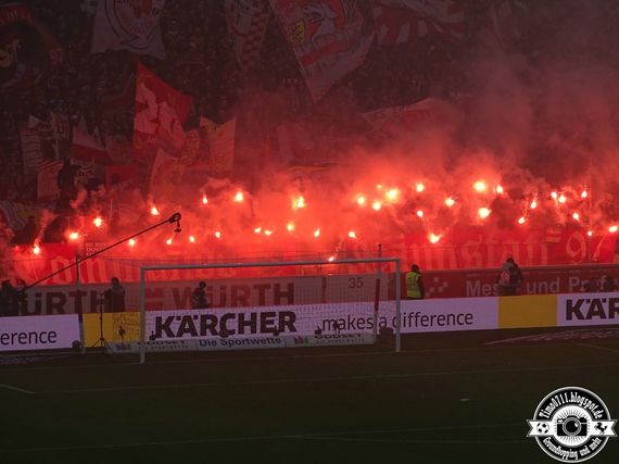 VfB Stuttgart vs Eintracht Frankfurt (1-0) (17)