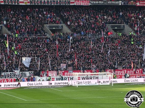VfB Stuttgart vs Eintracht Frankfurt (1-0) (36)