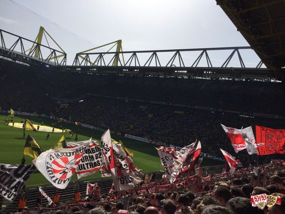 Borussia Dortmund vs VfB Stuttgart (3-0) (3)