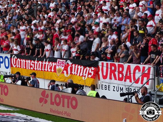 1. FSV Mainz 05 vs VfB Stuttgart (1-0) (37)