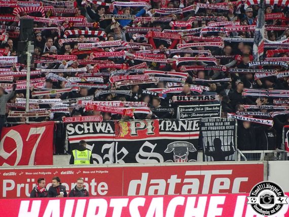 VfB Stuttgart vs FC Augsburg (1-0) (27)