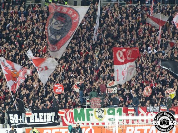 VfB Stuttgart vs FC Augsburg (1-0) (32)