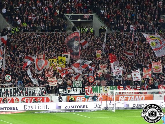 VfB Stuttgart vs FC Augsburg (1-0) (33)