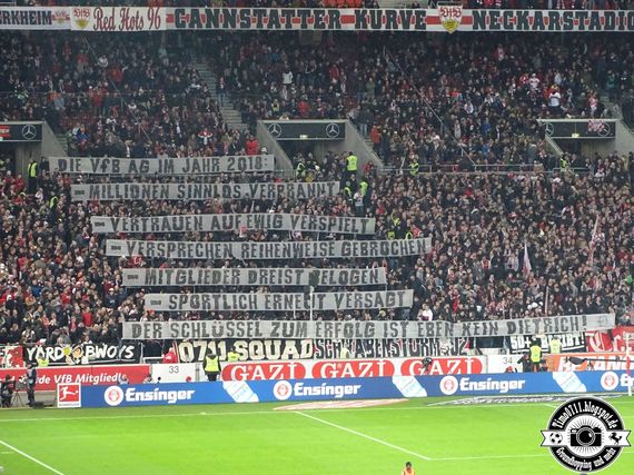 VfB Stuttgart vs FC Schalke 04 (1-3) (13)