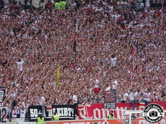 VfB Stuttgart vs FC Bayern München (0-3) (16)