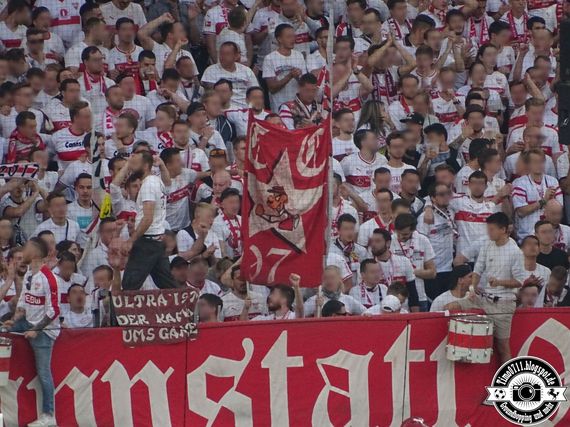 VfB Stuttgart vs FC Bayern München (0-3) (32)