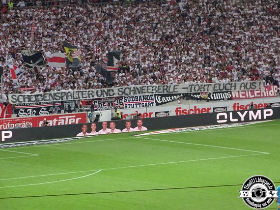 VfB Stuttgart vs FC Bayern München (0-3) (34)