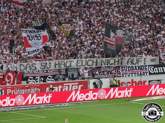 VfB Stuttgart vs FC Bayern München (0-3) (35)