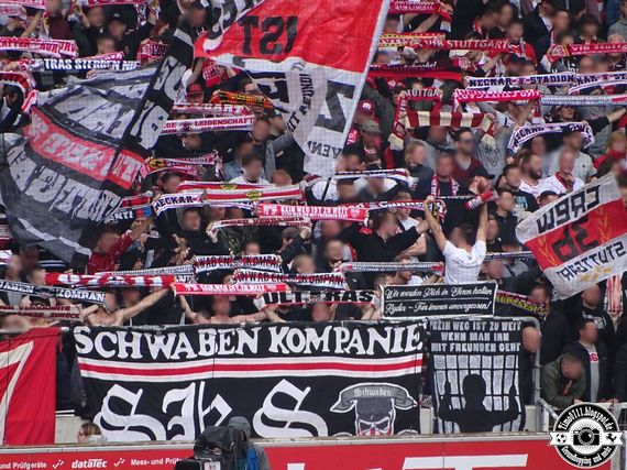 VfB Stuttgart vs VfL Wolfsburg (3-0) (27)