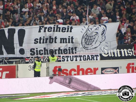 VfB Stuttgart vs Fortuna Düsseldorf (0-0) (16)