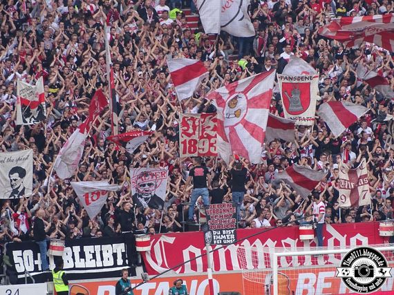 VfB Stuttgart vs Borussia Dortmund (0-4) (5)