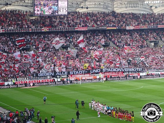 VfB Stuttgart vs Borussia Dortmund (0-4) (9)