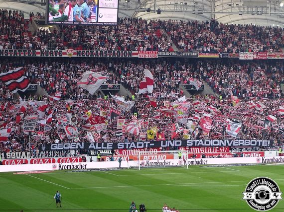 VfB Stuttgart vs Borussia Dortmund (0-4) (10)