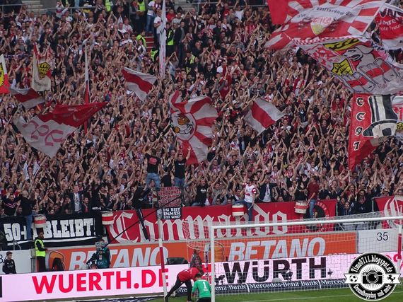 VfB Stuttgart vs Borussia Dortmund (0-4) (15)