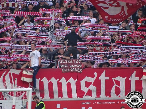 VfB Stuttgart vs Borussia Dortmund (0-4) (18)