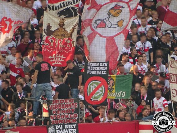 VfB Stuttgart vs Borussia Dortmund (0-4) (22)