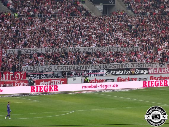VfB Stuttgart vs Borussia Dortmund (0-4) (23)