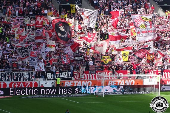 VfB Stuttgart vs Holstein Kiel (0-1) (8)