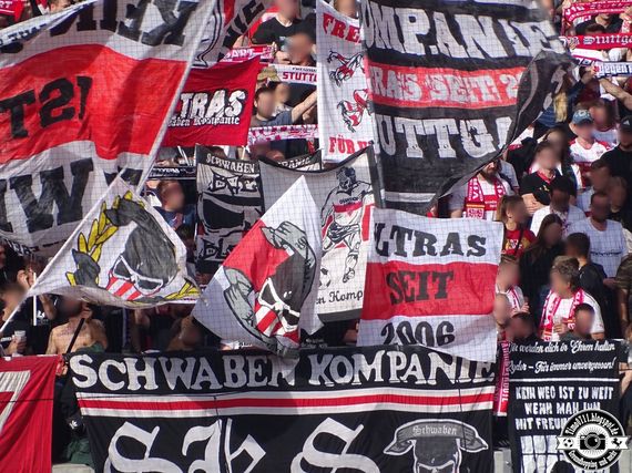 VfB Stuttgart vs Holstein Kiel (0-1) (10)