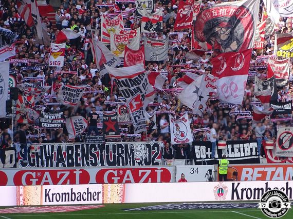 VfB Stuttgart vs Holstein Kiel (0-1) (13)