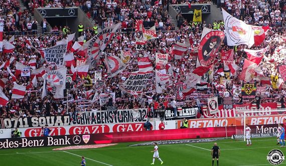 VfB Stuttgart vs Holstein Kiel (0-1) (22)