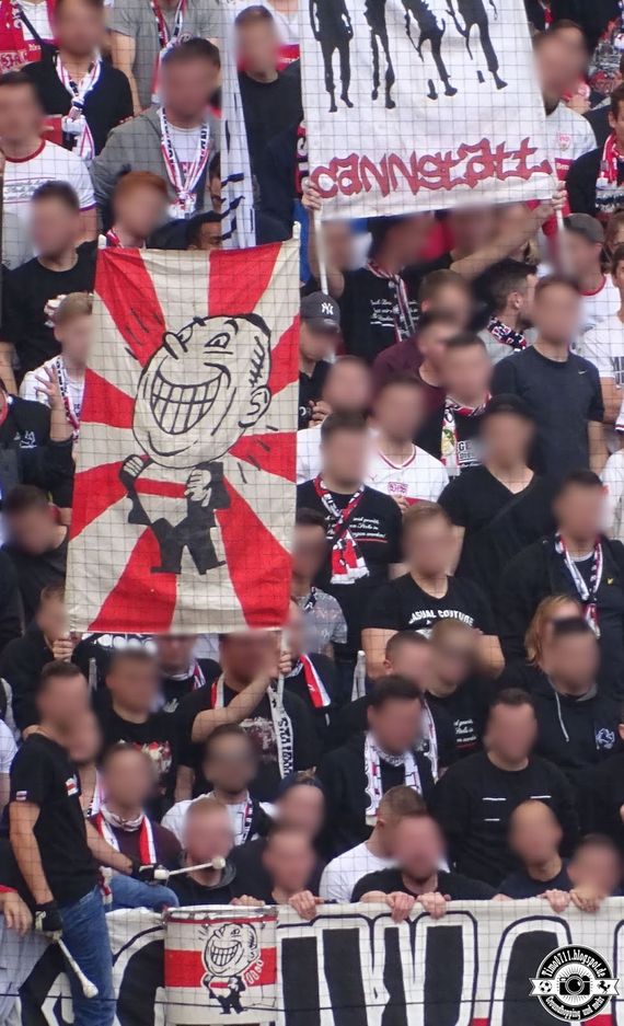 VfB Stuttgart vs Holstein Kiel (0-1) (30)