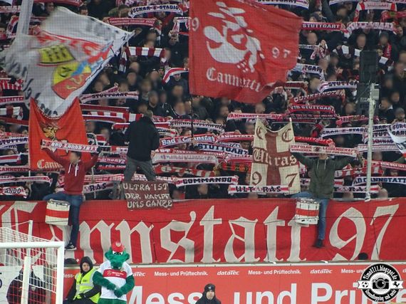 VfB Stuttgart vs 1. FC Nürnberg (3-1) (28)