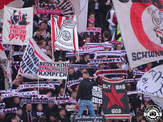 VfB Stuttgart vs SSV Jahn Regensburg (2-0) (9)