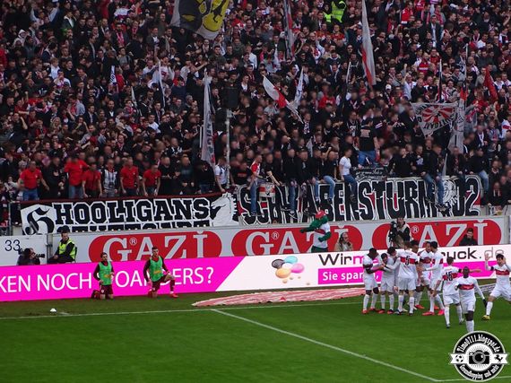 VfB Stuttgart vs SSV Jahn Regensburg (2-0) (21)
