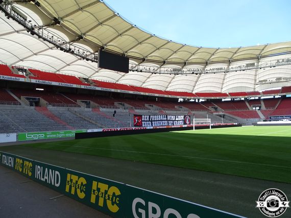 VfB Stuttgart vs Hamburger SV (3-2) (28)