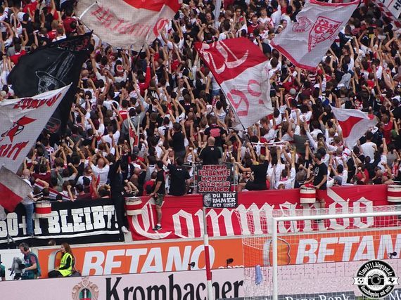 VfB Stuttgart vs FC St. Pauli (2-1) (11)