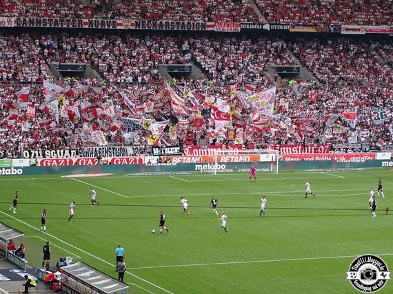 VfB Stuttgart vs FC St. Pauli (2-1) (17)