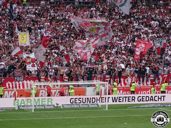 VfB Stuttgart vs FC St. Pauli (2-1) (25)