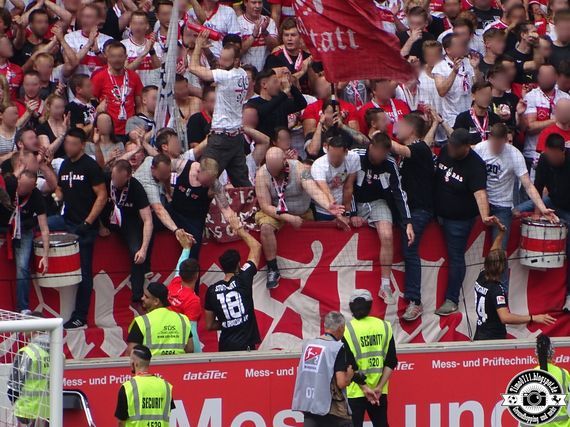 VfB Stuttgart vs FC St. Pauli (2-1) (31)