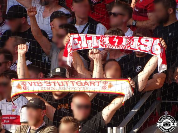 FC Erzgebirge Aue vs VfB Stuttgart (0-0) (7)