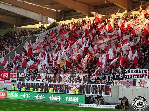FC Erzgebirge Aue vs VfB Stuttgart (0-0) (17)