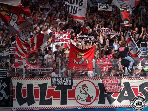 SSV Jahn Regensburg vs VfB Stuttgart (2-3) (10)