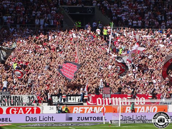 VfB Stuttgart vs SpVgg Fürth (2-0) (17)