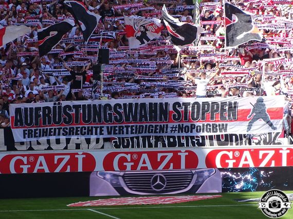 VfB Stuttgart vs SpVgg Fürth (2-0) (23)