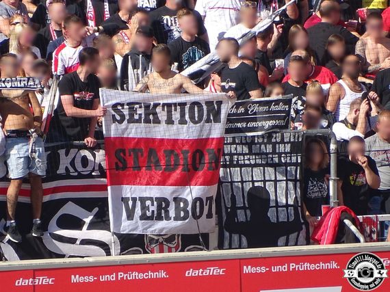 VfB Stuttgart vs SpVgg Fürth (2-0) (42)