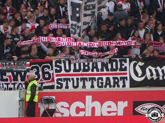 VfB Stuttgart vs SV Wehen Wiesbaden (1-2) (4)