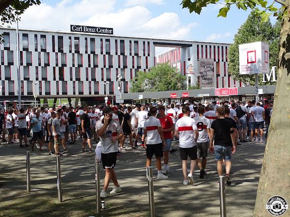 VfB Stuttgart vs SpVgg Fürth (5-1) (10)