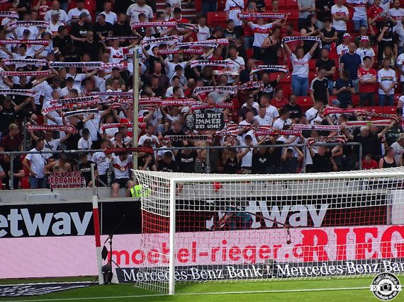 VfB Stuttgart vs SpVgg Fürth (5-1) (11)