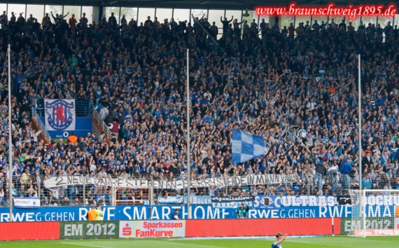 VfL Bochum vs Eintracht Braunschweig (2-0) (2)