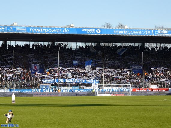 VfL Bochum vs SSV Jahn Regensburg (0-2) (8)