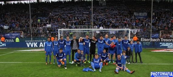 VfL Bochum vs SSV Jahn Regensburg (1-1) (10)