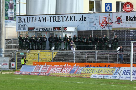 SSV Jahn Regensburg vs VfL Osnabrück (1-1) (4)