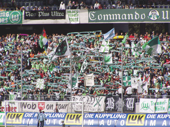 VfL Wolfsburg vs FC Bayern München (3-2) (1)