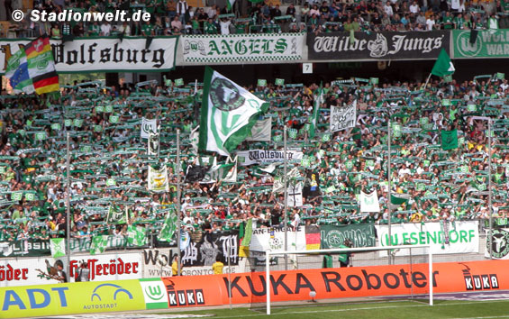 VfL Wolfsburg vs 1. FC Kaiserslautern (2-2) (1)