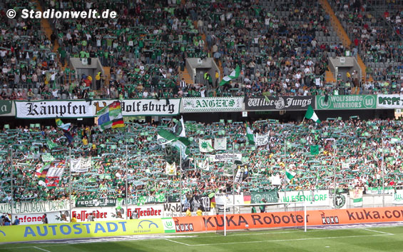 VfL Wolfsburg vs 1. FC Kaiserslautern (2-2) (2)